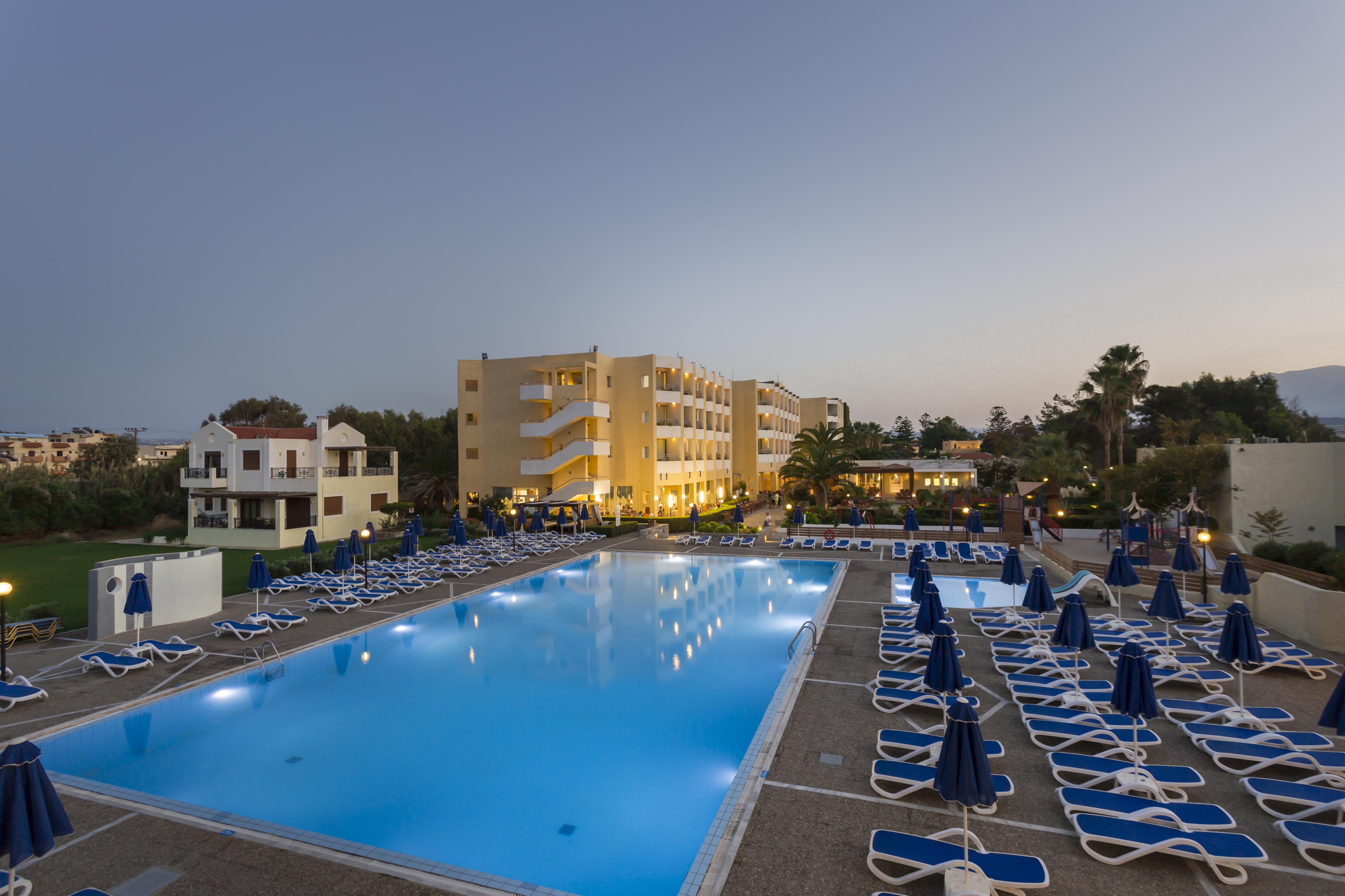 Dessole Dolphin Bay Hotel Amoudara  Exterior photo