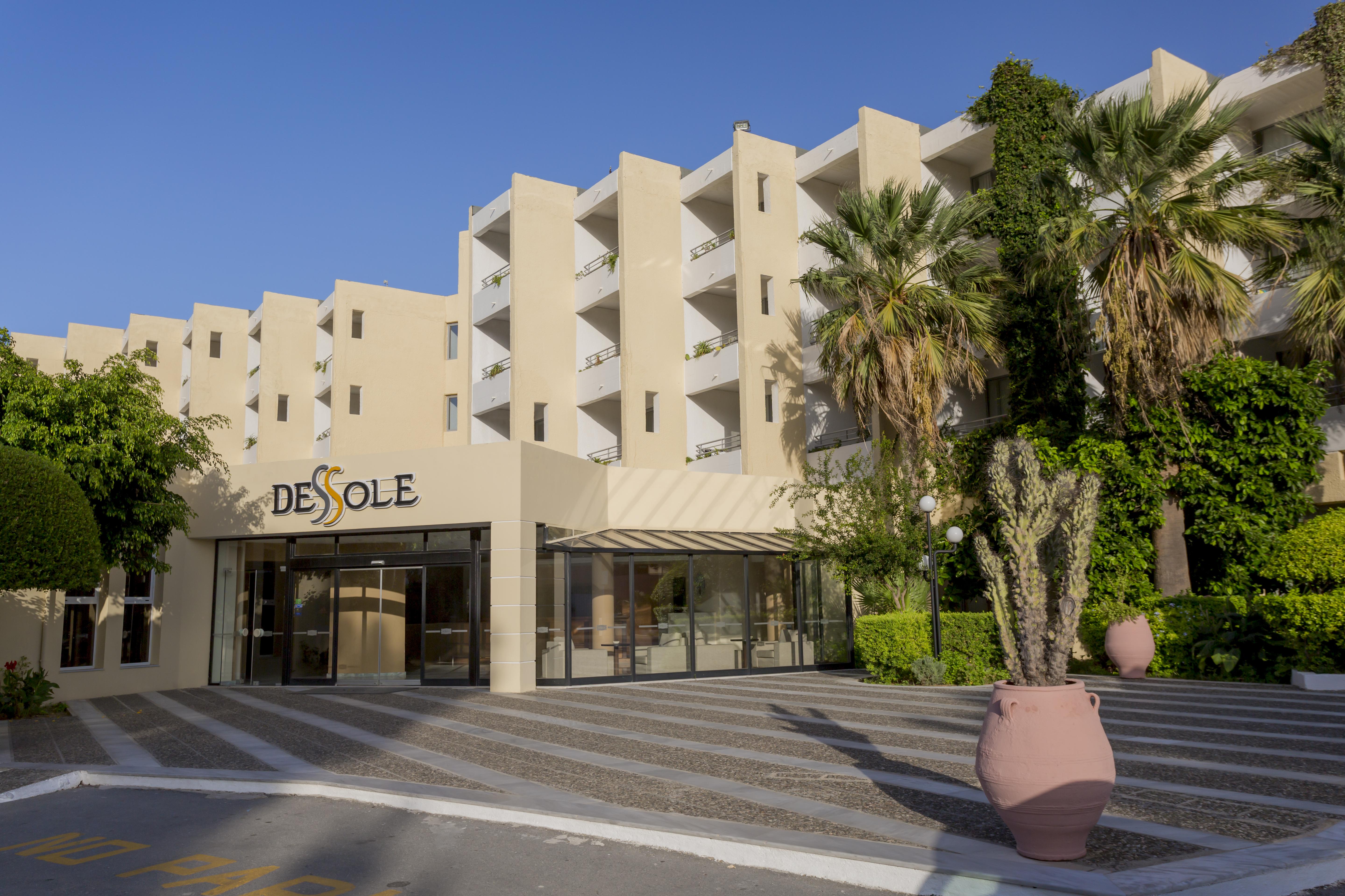 Dessole Dolphin Bay Hotel Amoudara  Exterior photo